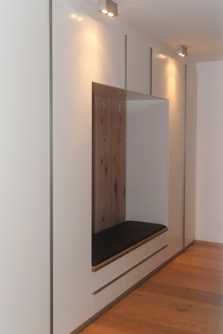 Garderobe in Waldkirchen Elegante Garderobe in Waldkirchen vom Schreiner