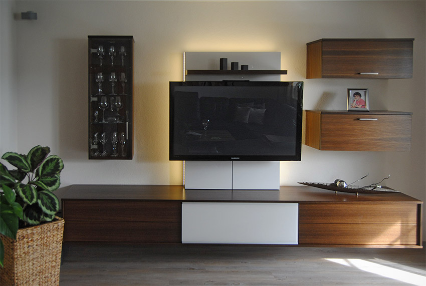 TV-Board in Hauzenberg Modernes TV-Board in Hauzenberg vom Schreiner